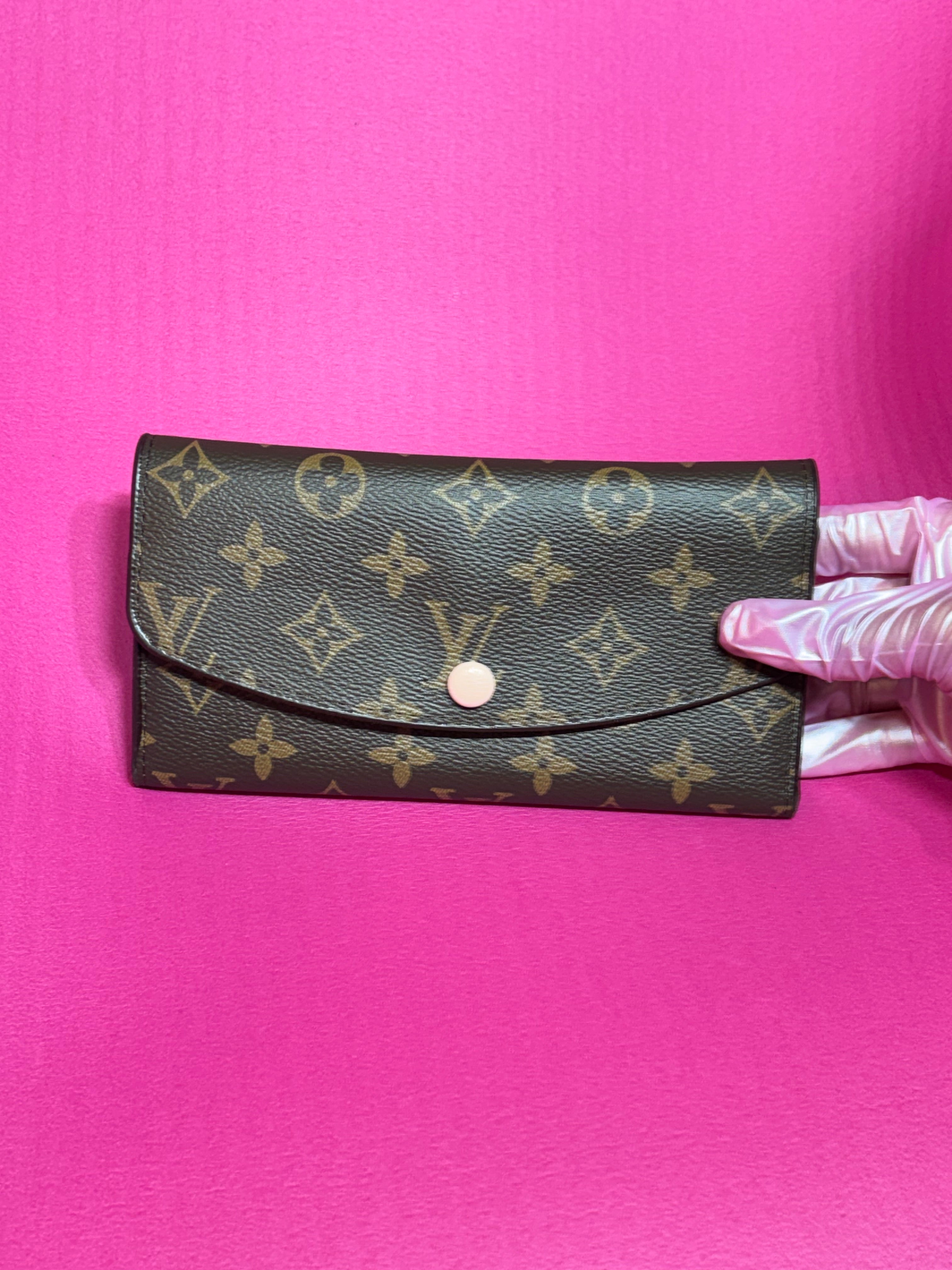 LV Wallet