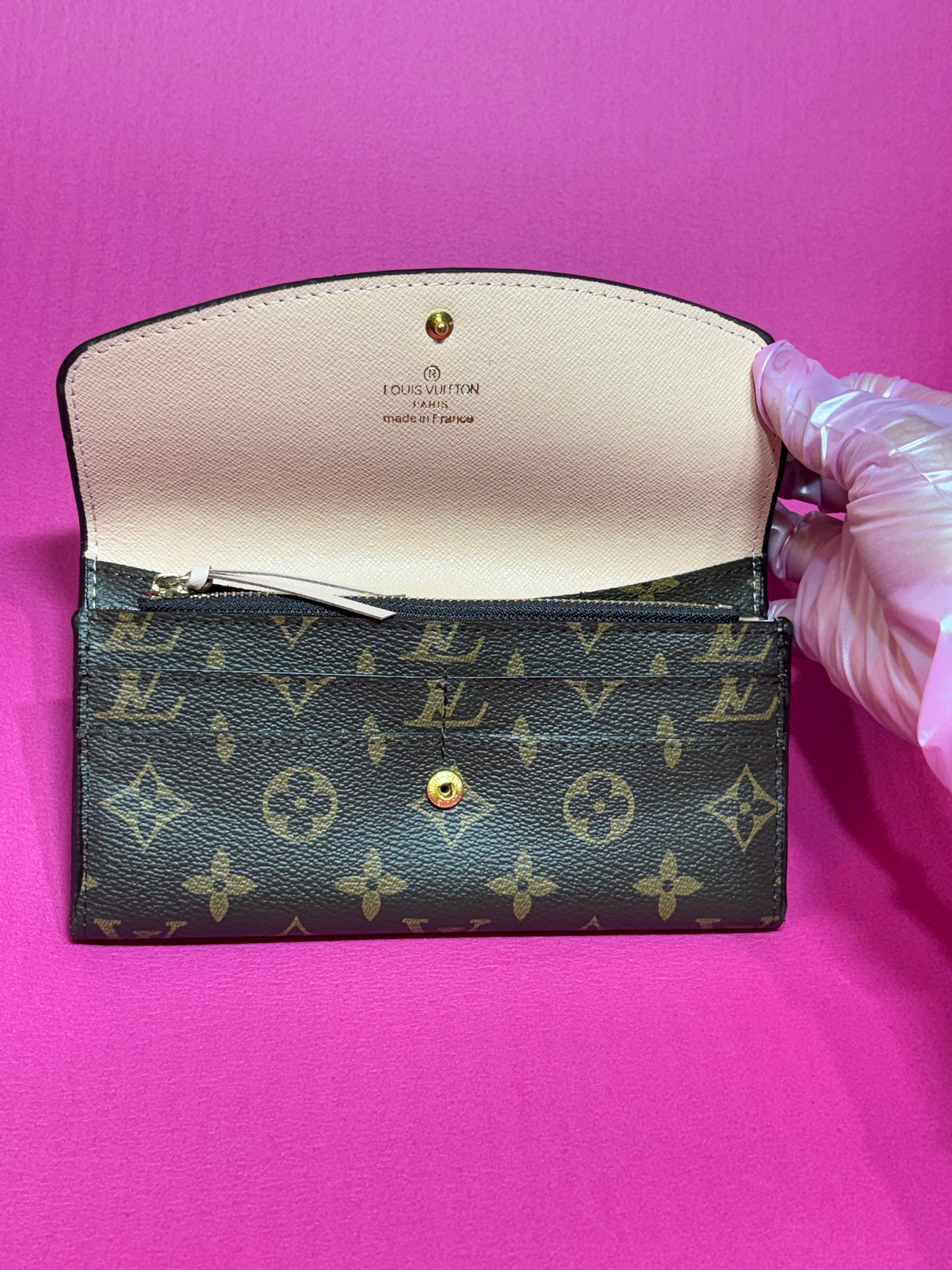 LV Wallet
